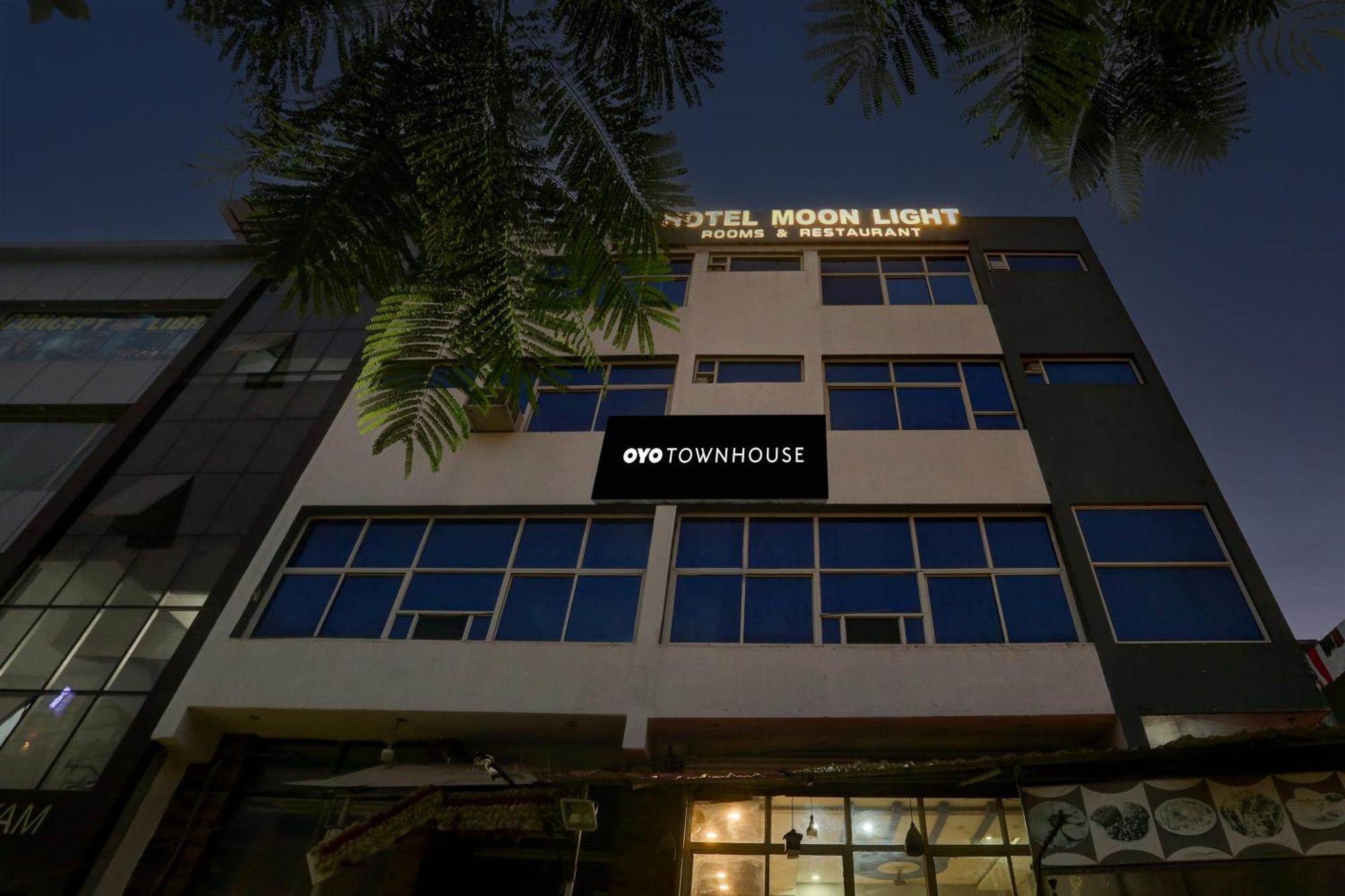 Collection O Hotel Moon Light Lucknow Buitenkant foto
